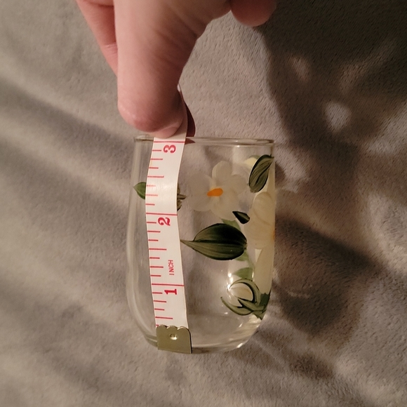 5 Small Hand Painted Glasses - Picture 3 of 7